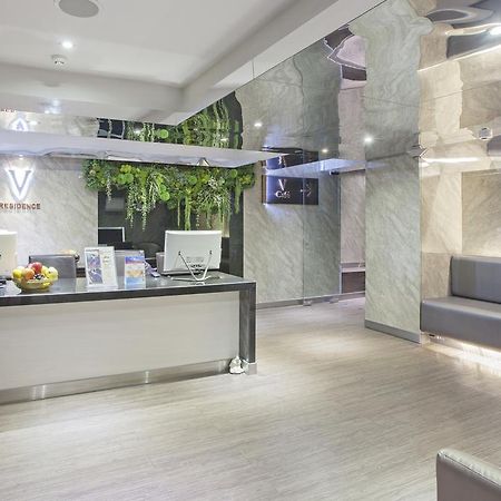 V Residence Bangkok Exteriör bild
